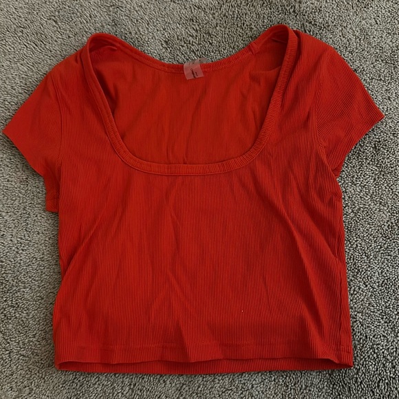 RED ORANGE CROPPED OUTDOOR VOICES SHIRT!! - Picture 1 of 3